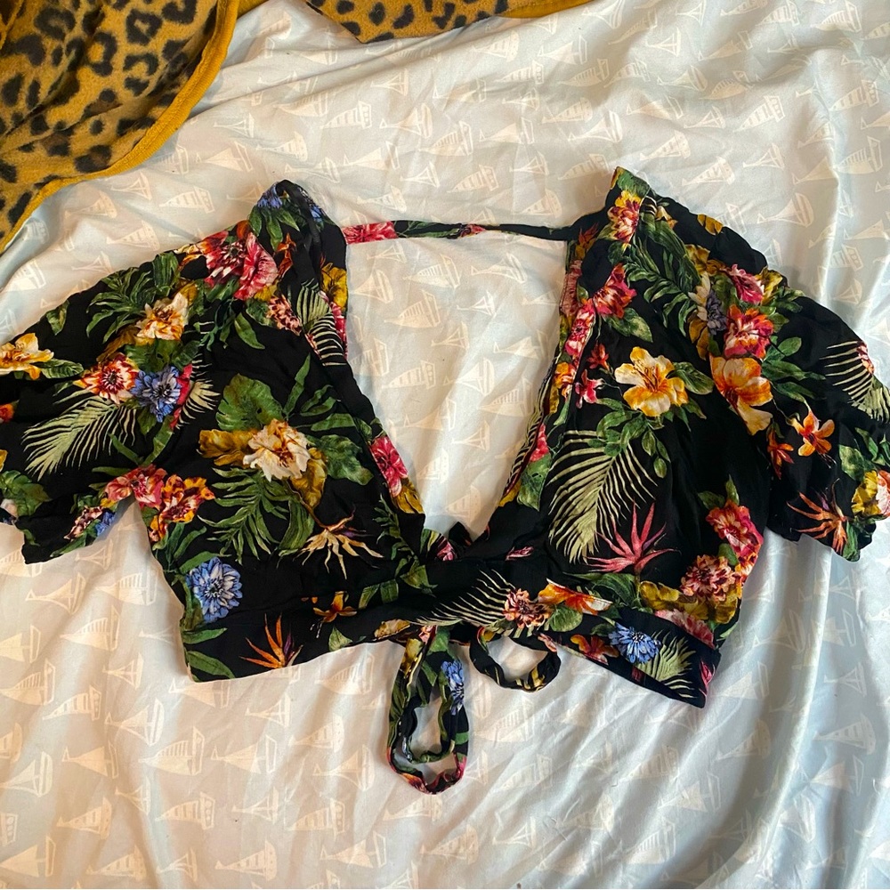 Floral carnival/vacation crop top